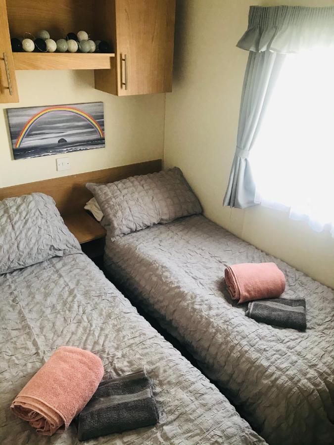 Turnberry Caravan Quiet Peaceful Location Near Golf Spas And Beaches 格文 外观 照片